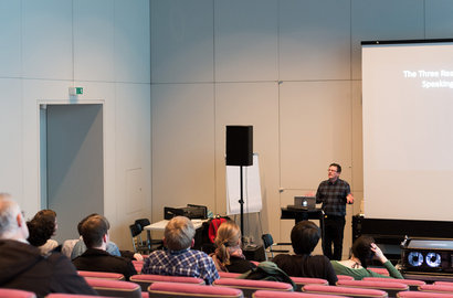 Lecture from Adrian Martin 'Paths and Possibilities in Film Criticism Today'. Foto: Philipp Kohler